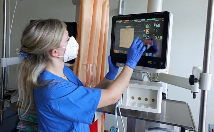 Krankenschwester in einer Klinik PKV 2023