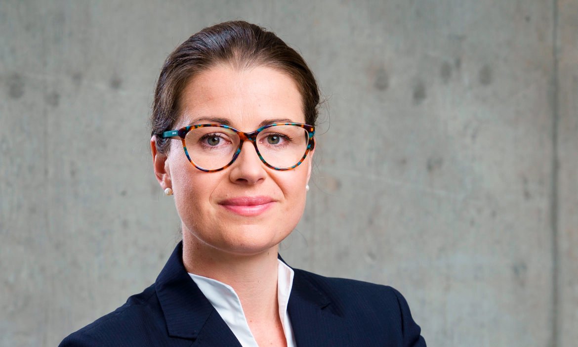 Portfoliomanagerin Carolin Preuß, Hanse-Merkur-Trust: „Das ist mühsam verdientes Geld, das wir erhalten und mehren wollen.“