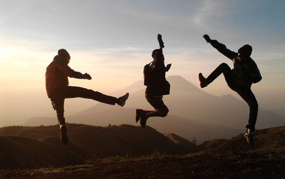 Junge Menschen in Action: Gegenüber Aktienanlagen sehr aufgeschlossen