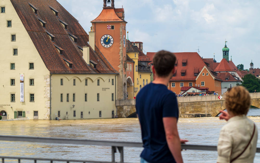 Hochwasser in Regensburg: Sachschäden und unterbrochene Geschäftstätigkeit