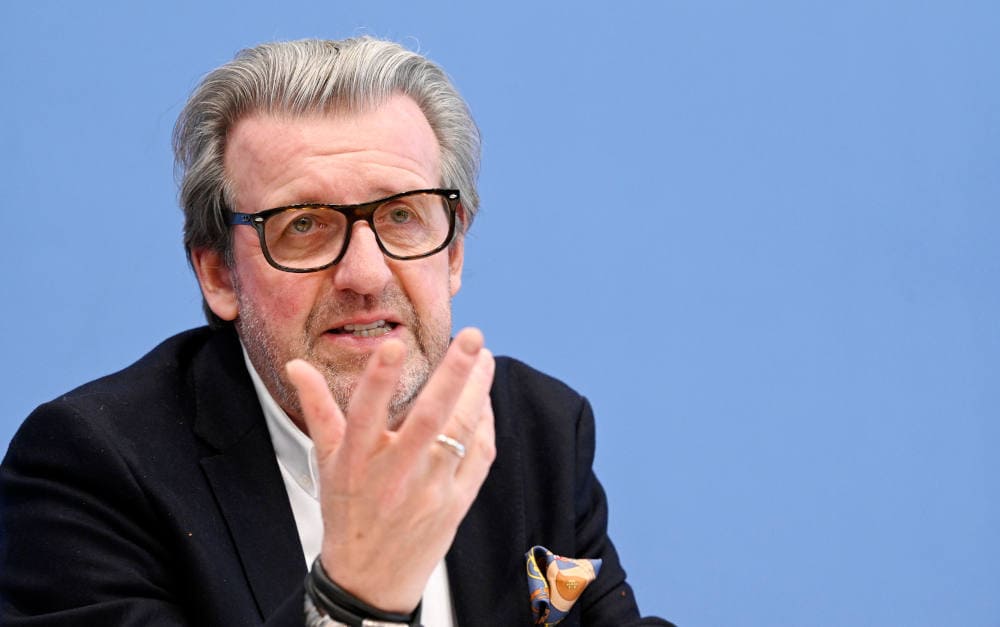 Gesamtmetall-Chef Stefan Wolf: Rente mit 70 zumutbar, wenn man im Büro arbeitet