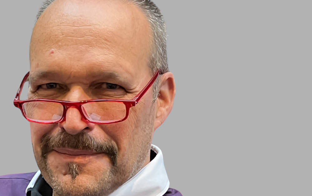 Stefan Rumpp, Vorstandschef der Interessengemeinschaft Deutscher Versicherungsmakler (IGVM), richtet sich an den Cyberversicherer Cogitanda