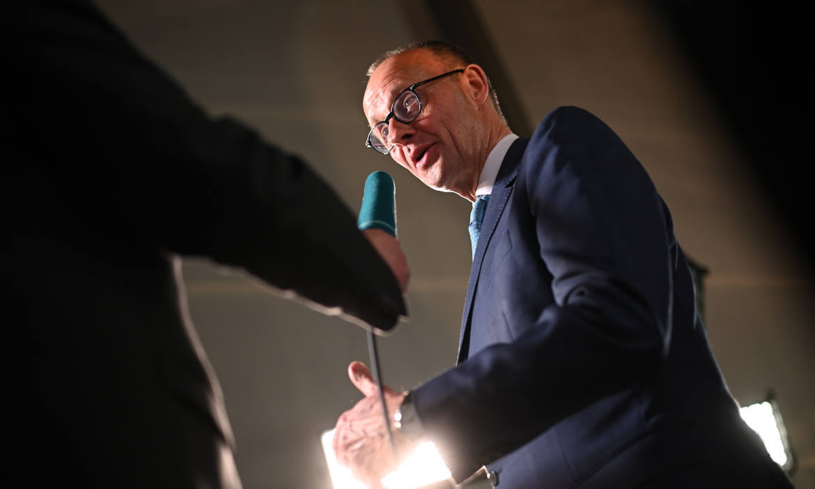 Friedrich Merz, Kanzlerkandidat der CDU/CSU, beim Interview am Wahltag, dem 23. Februar 2025: Baustellen in Altersvorsorge, Rente und Gesundheitssystem