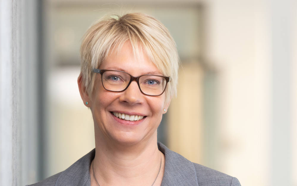 Chefin der Versicherungsaufsicht, Julia Wiens: „Sie wissen, was Diskriminierung und auch Falschinformationen im schlimmsten Fall bedeuten können“