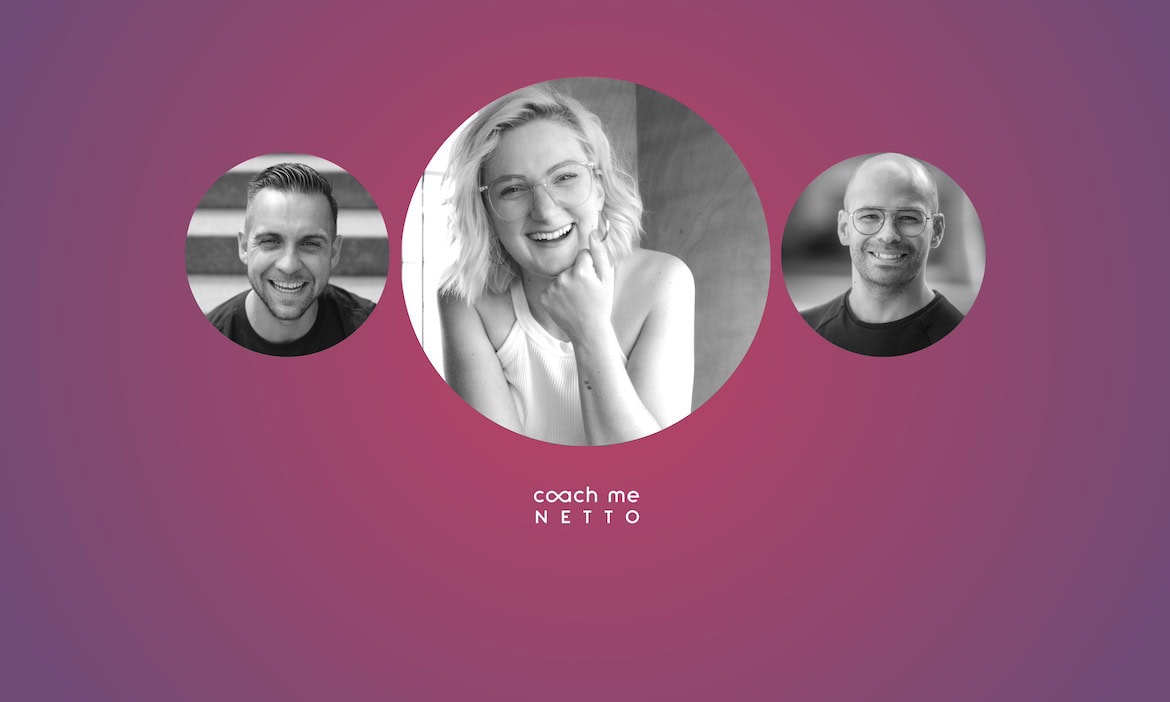 Stephan Busch (links) und Tim Schreitmüller (rechts) von CoachMeNetto interviewen Menschen aus der Branche zum Thema Unternehmertum. Dieses Mal: Jennifer Weidenbach.