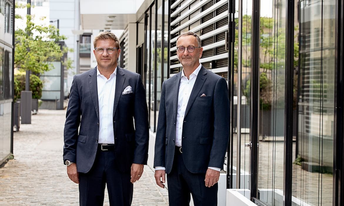 Führen seit 1. Juli 2025 Yellow Hive Germany: Geschäftsführer Tom Rohrbach (links) und Betriebschef Ralf Blum.