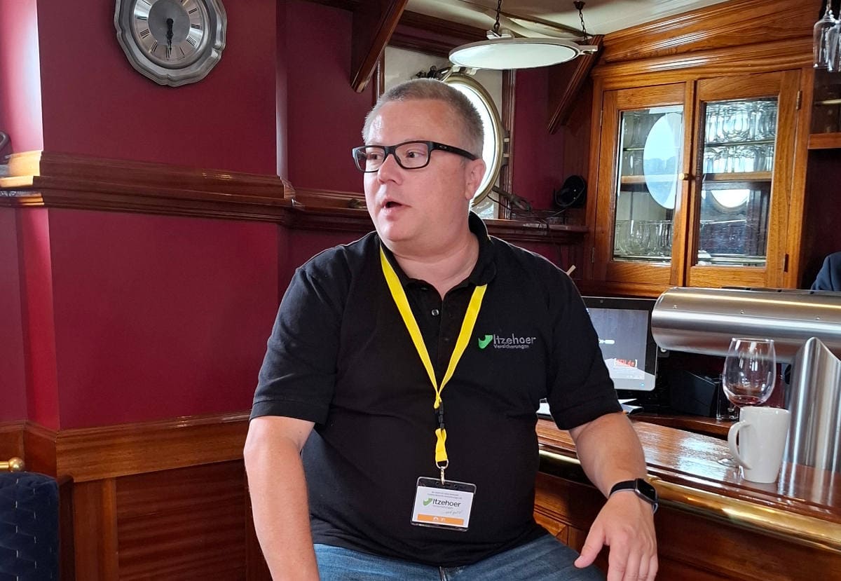 Florian Bicker von der Itzehoer im Workshop zur Rechtsschutzversicherung (Foto: Pfefferminzia)