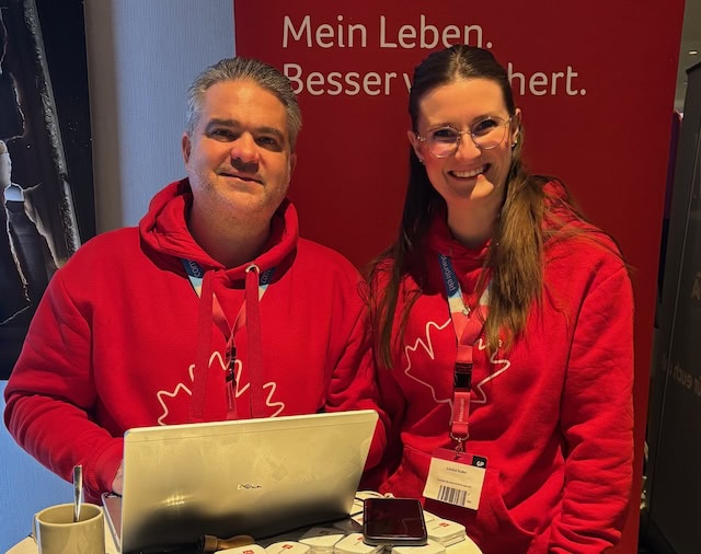 Louisa Suder und Sven Müller von Canada Life. Foto: Pfefferminzia