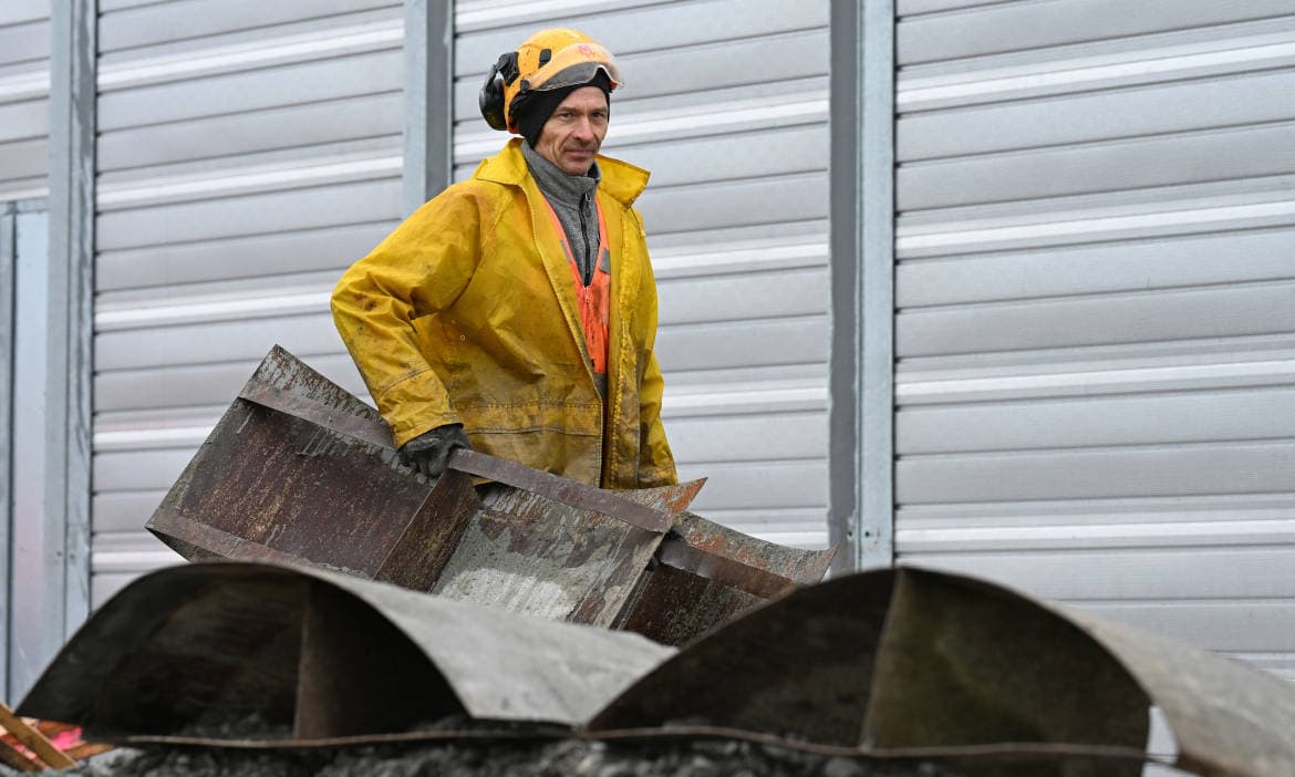 Bauarbeiter auf der Baustelle für den Riederwaldtunnel bei Frankfurt am Main: Viele Bauunternehmen empfinden den Fachkräftemangel als existenzbedrohend